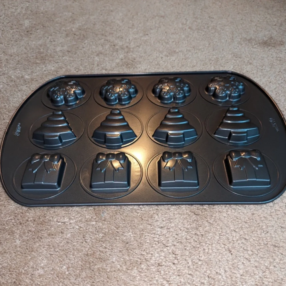 Wilton Non-Stick Holiday Cookie Sheet Tray